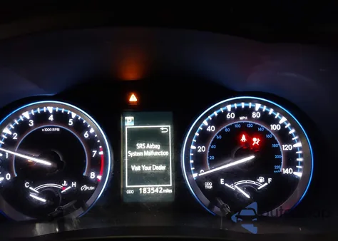 2017 Toyota Highlander Se z USA, uszkodzony, nr VIN 5TDJZRFH1HS391275